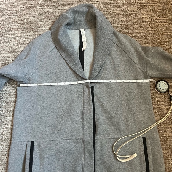 Lululemon longer looser fitting jacket. - Picture 3 of 11